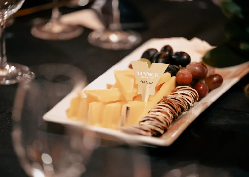 Soirée Vins et Fromages 2025 de l'ICSTA Québec